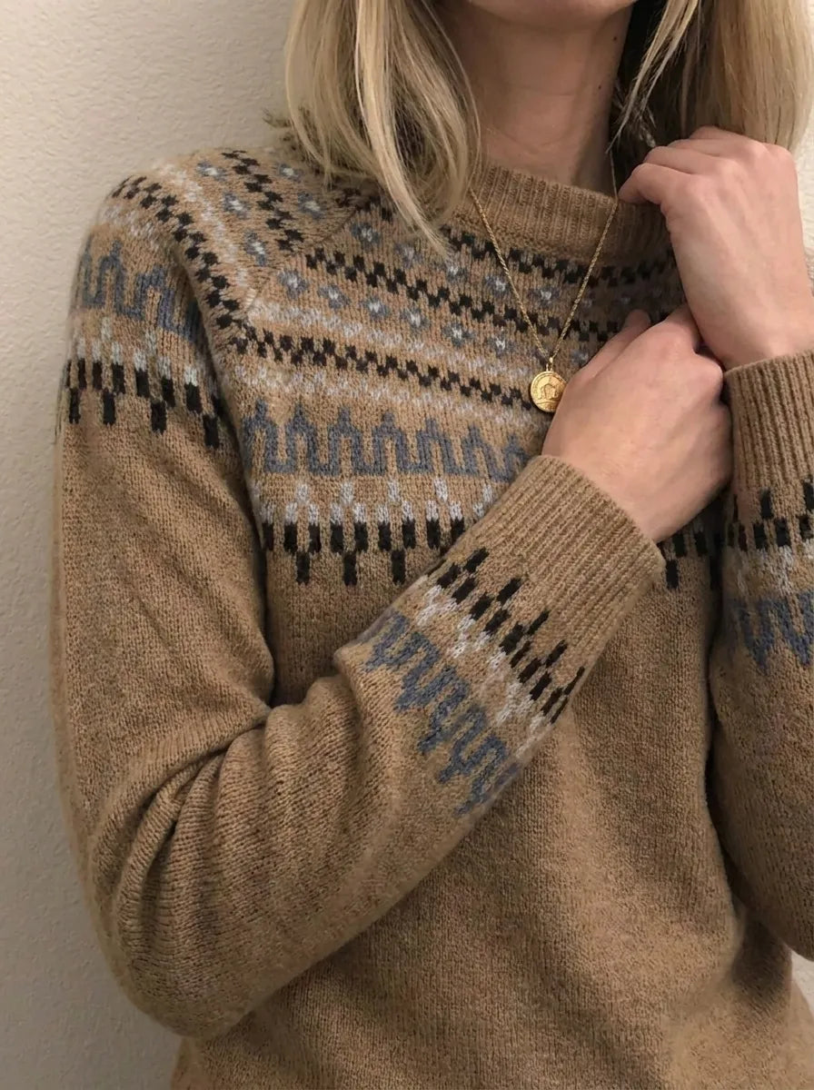 Mie | Retro Chic Sweater