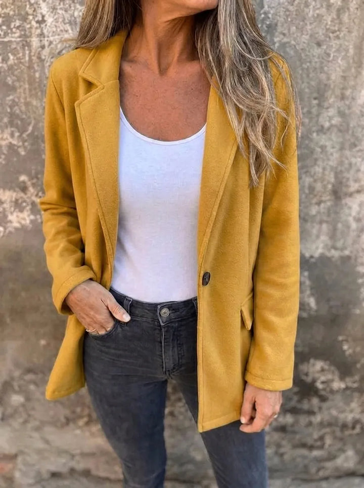 Lina - Classic Blazer with Effortless Elegance