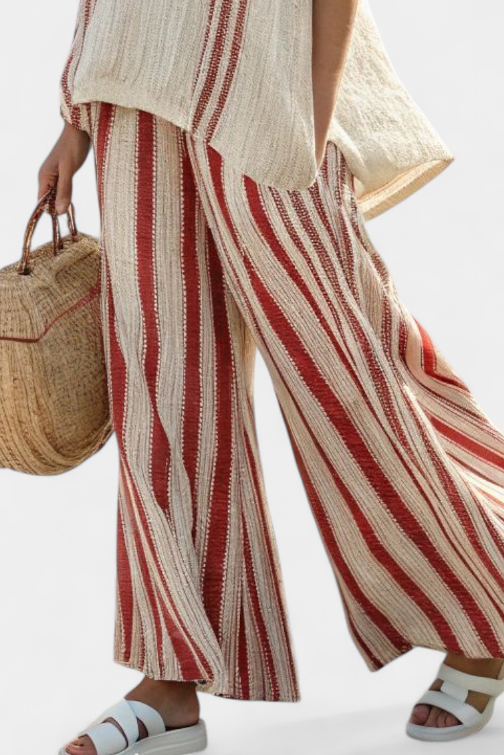 Mirella – structured red striped blouse and linen trousers