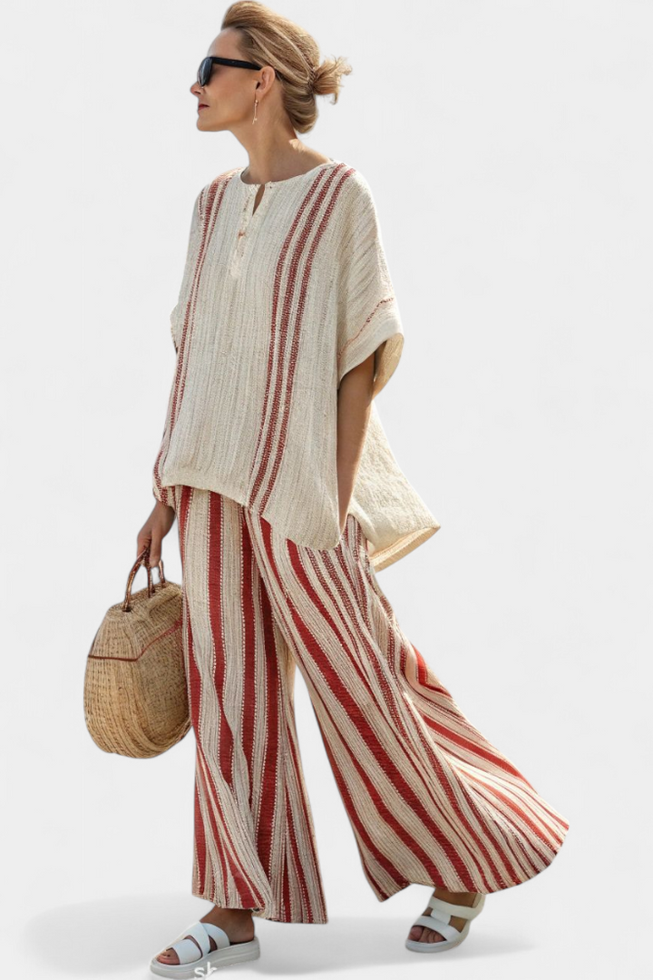 Mirella – structured red striped blouse and linen trousers
