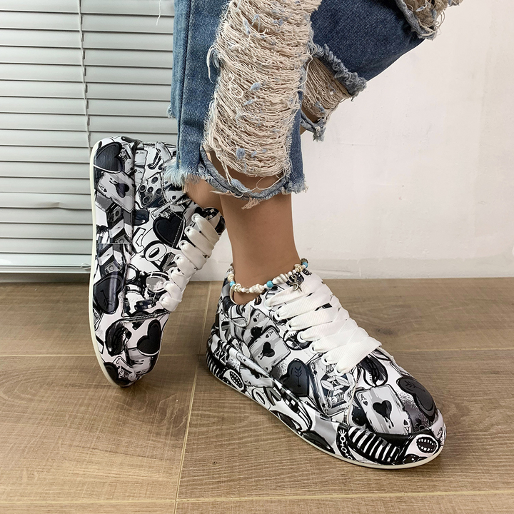 Mia - Women's Graffiti Print Platform Sneakers