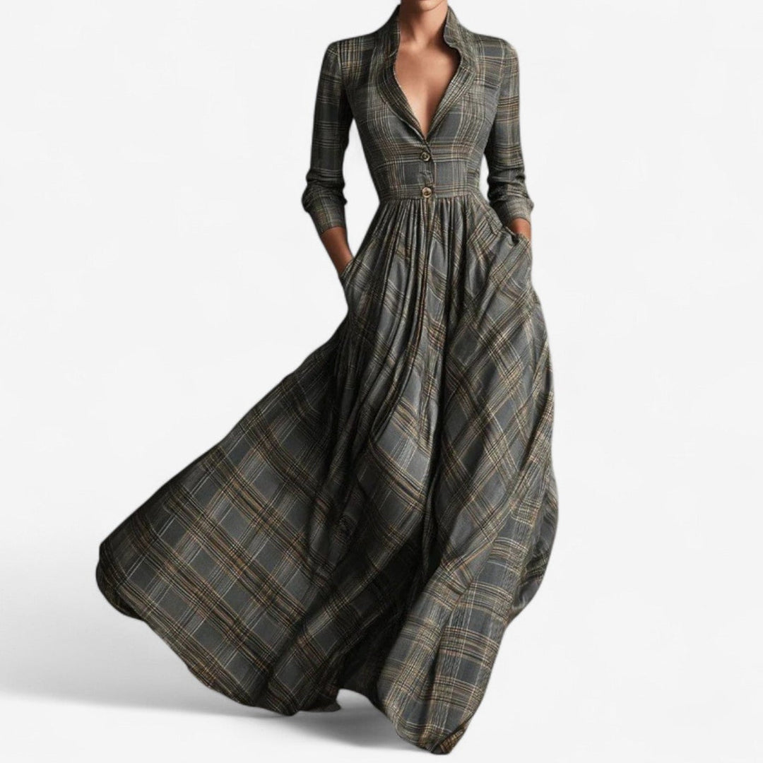Laila™ Chic Plaid Robe