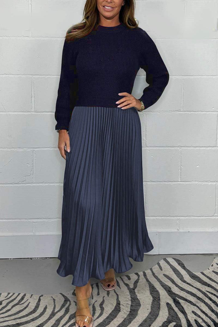 Dorotea - Long Sweater With Pleated Skirt