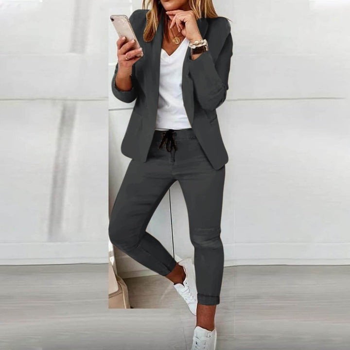 Lily - Stylish Blazer and Trousers Set