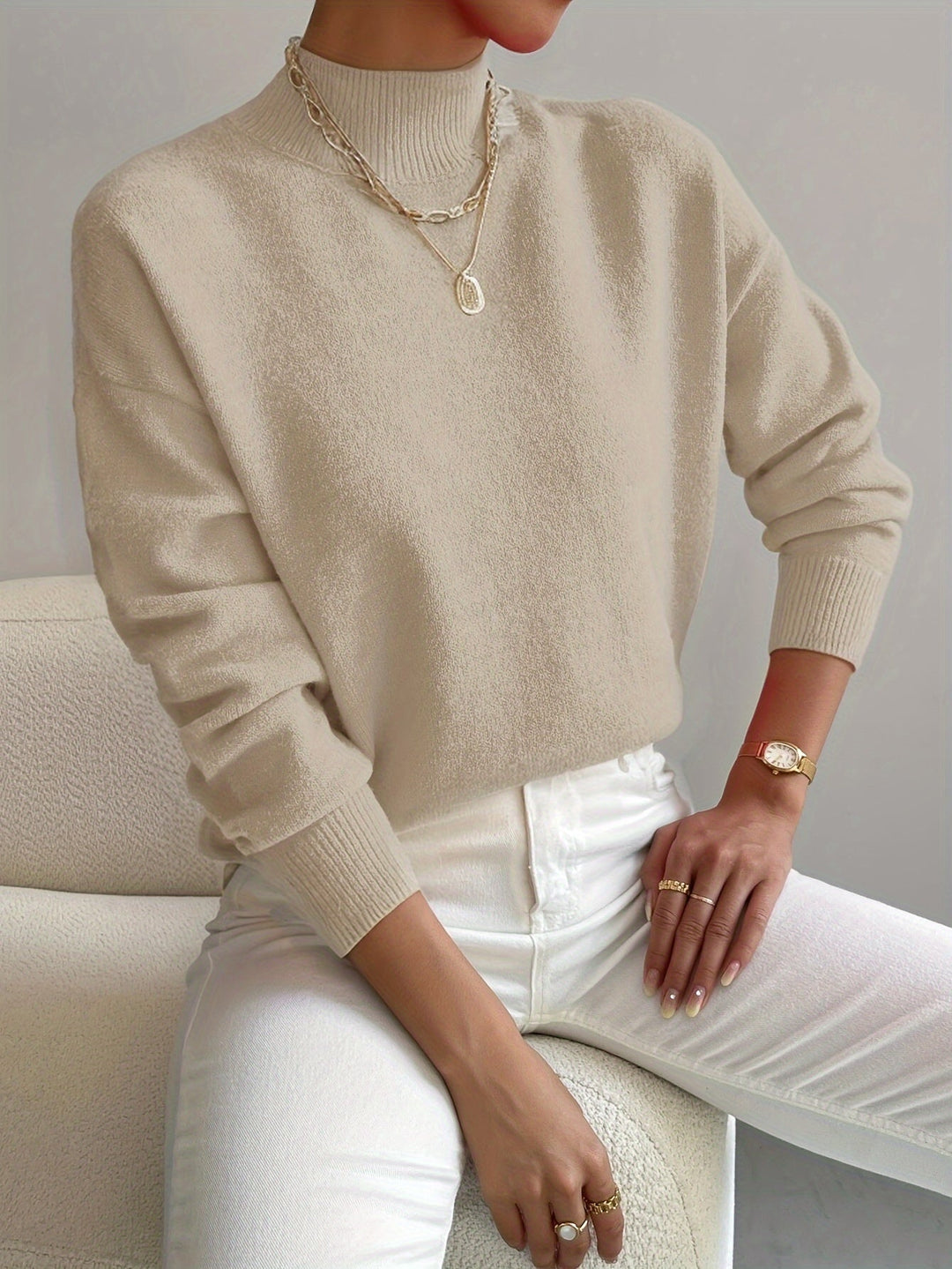 Donna™ – Classic Turtleneck Sweater