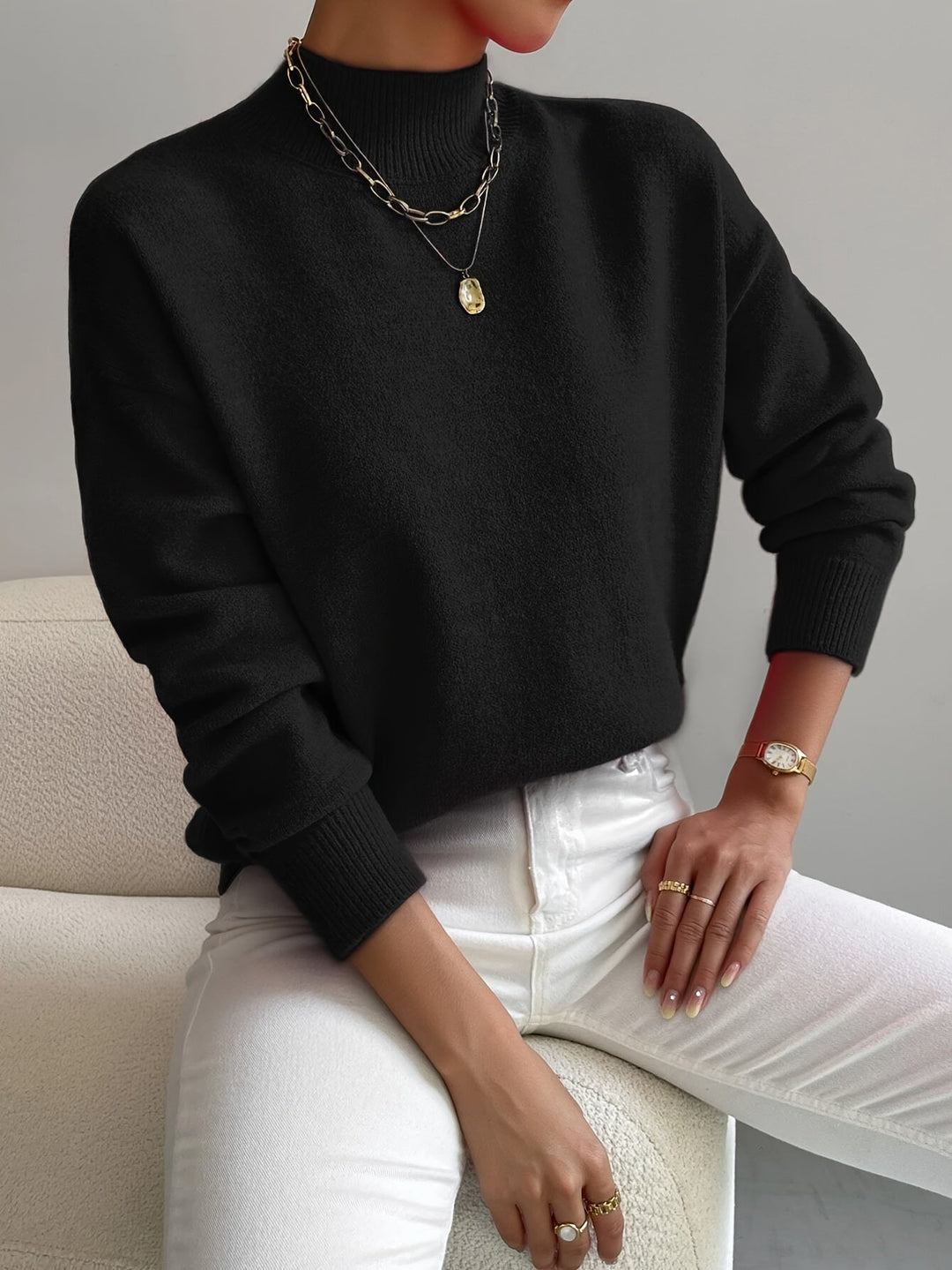 Donna™ – Classic Turtleneck Sweater