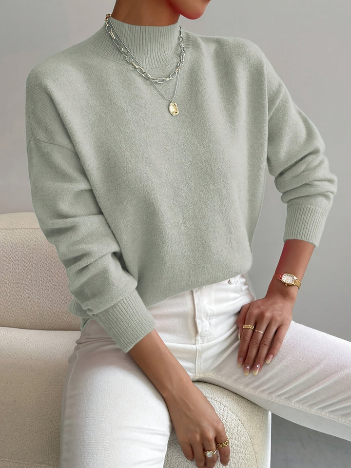 Donna™ – Classic Turtleneck Sweater