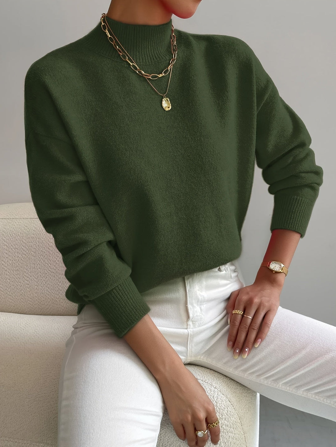 Donna™ – Classic Turtleneck Sweater