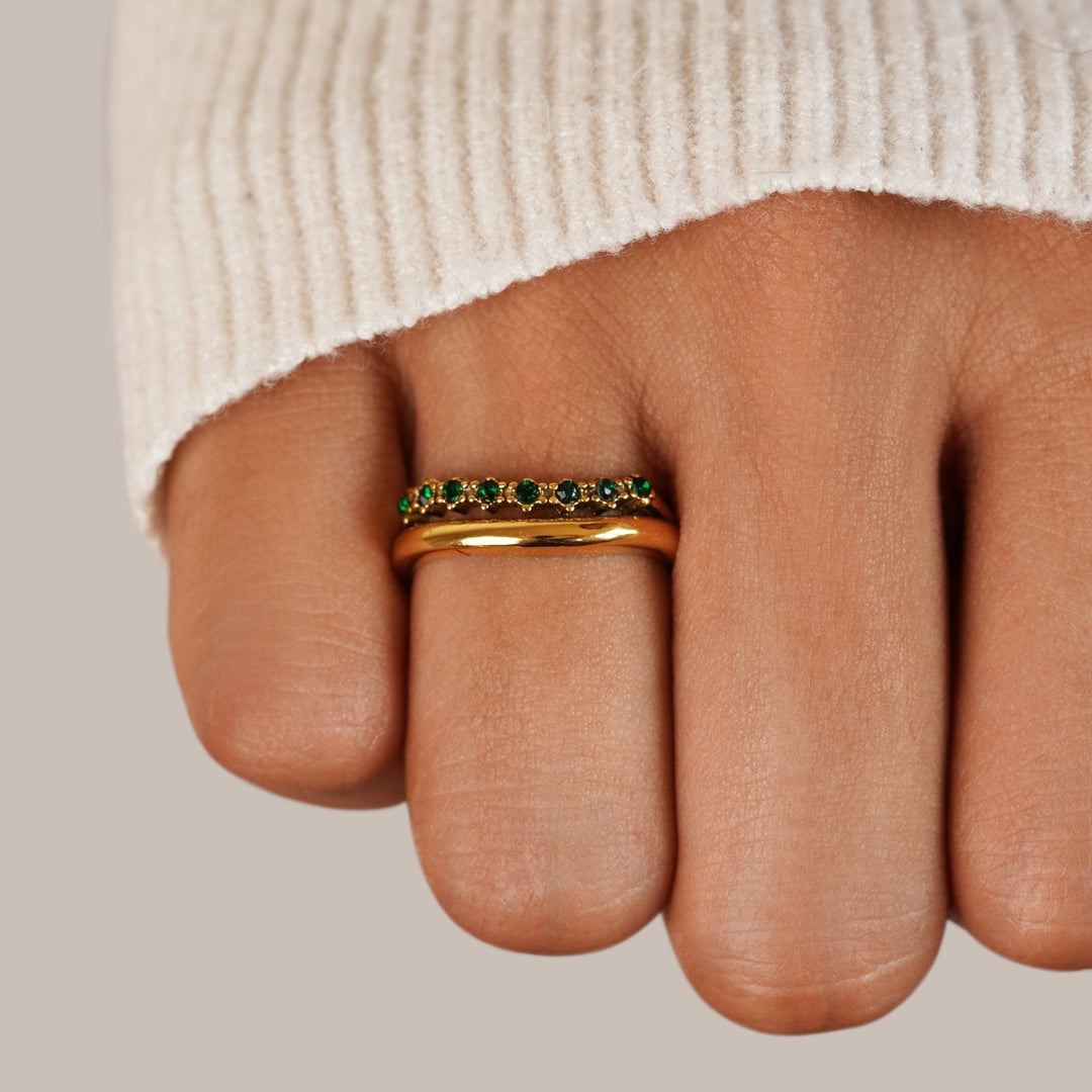Carmen - Layered ring in emerald green