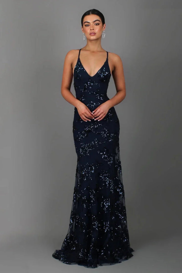 Nora - Elegant floor-length evening gown with sequin embellishment