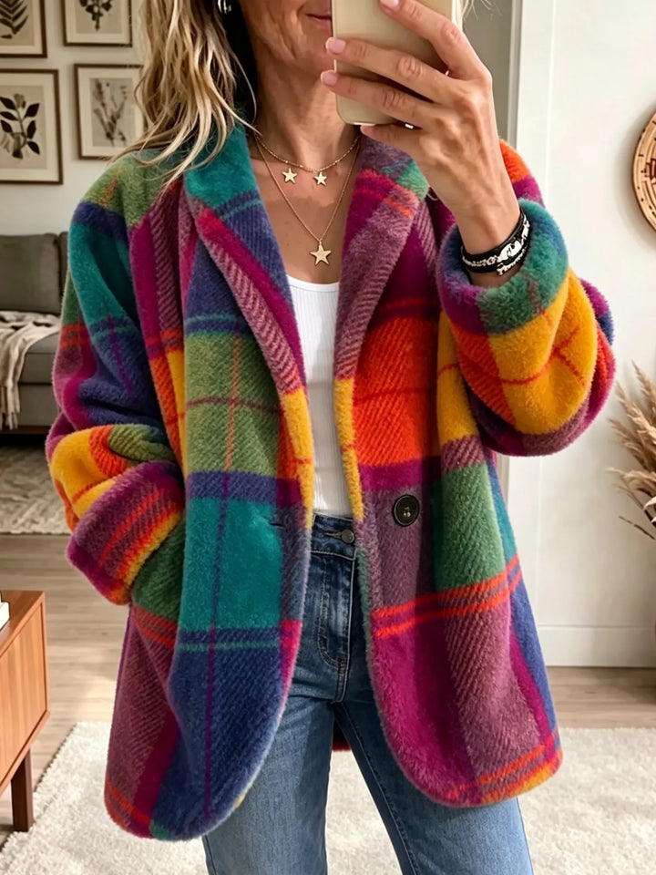Women's coat with pockets and buttons, plaid pattern, long sleeves