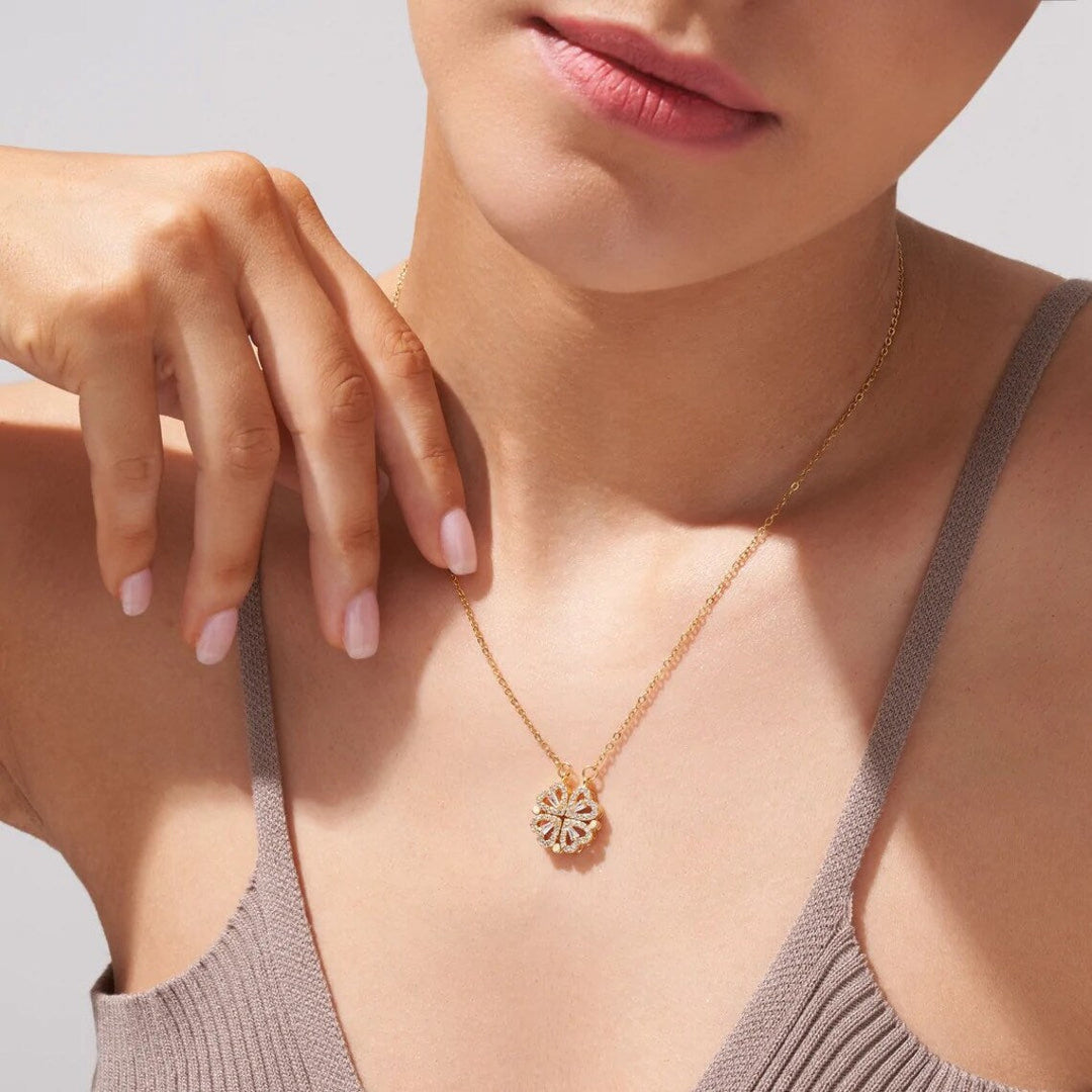 Clara - Forever Clover Necklace