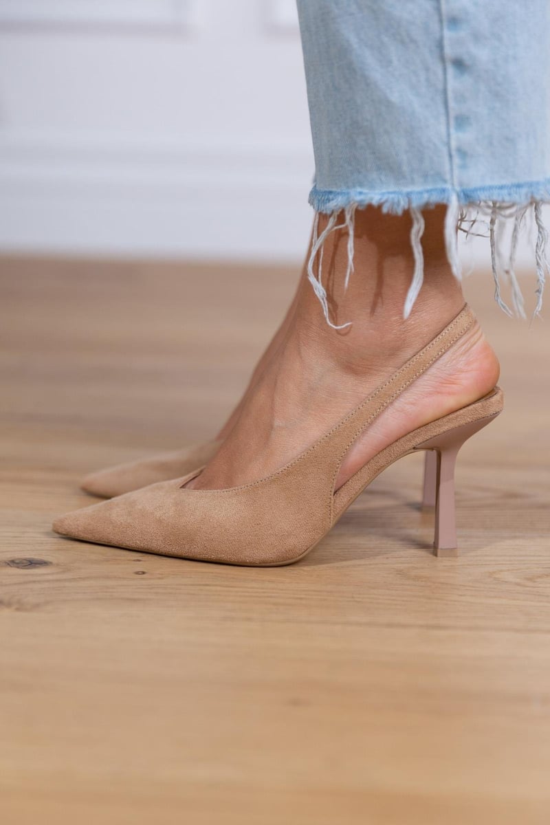 SUEDE SLINGBACK HEELS
