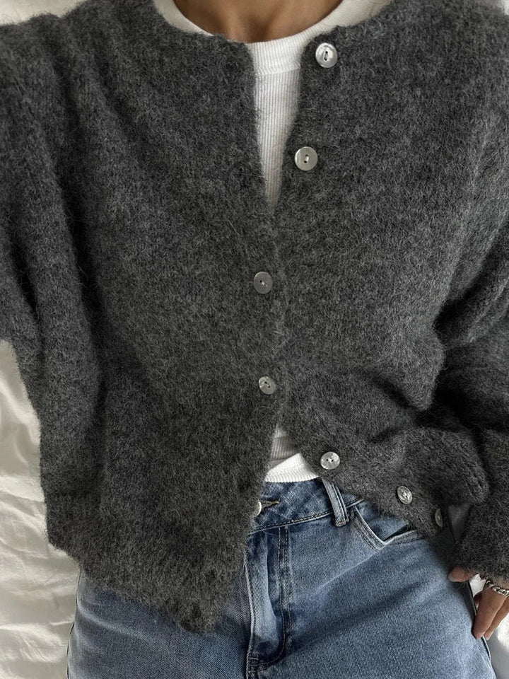 Women's crew-neck cardigan with long sleeves and buttons