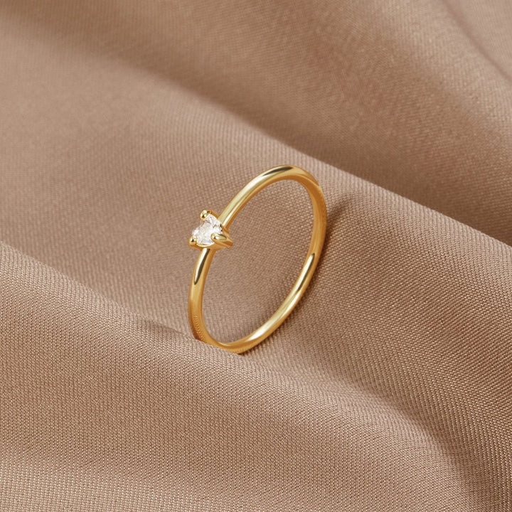 Jimena - Glass Heart Ring