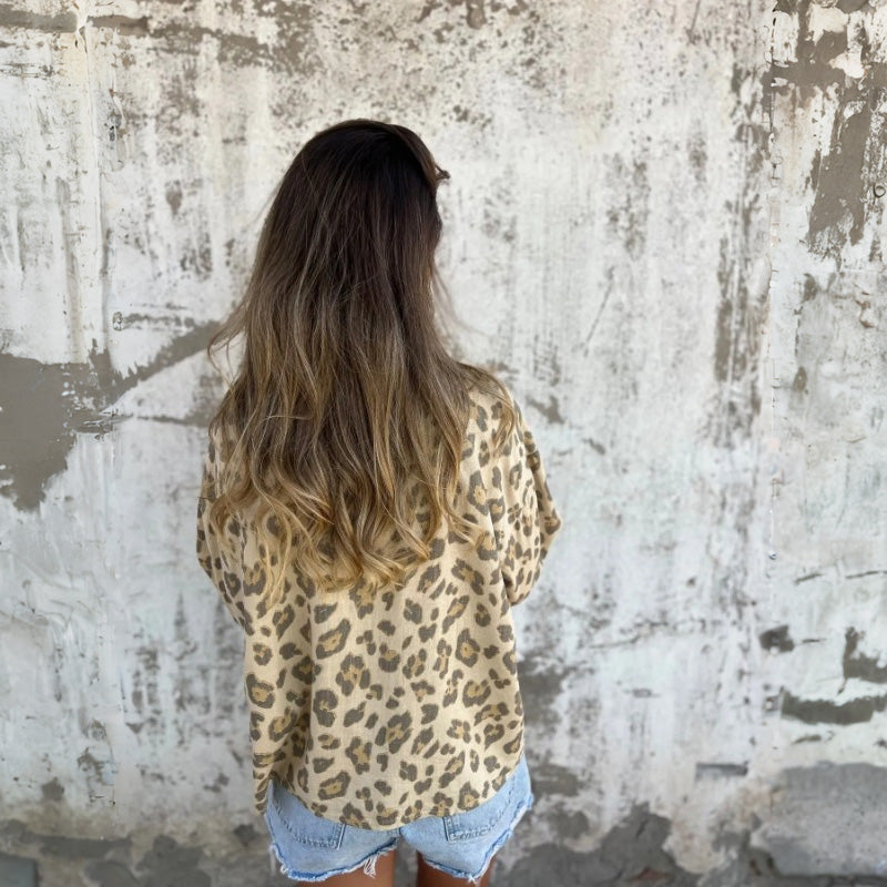 Leely™ - Women's Long-Sleeved Shirt with Print