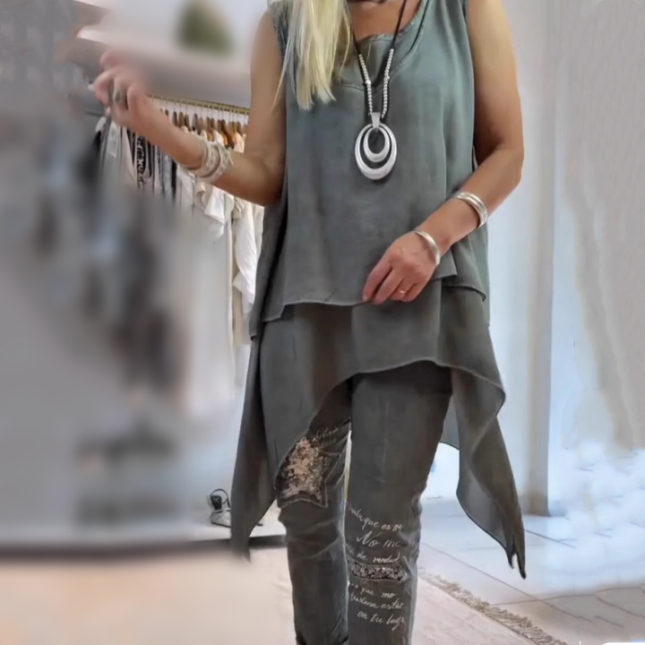 Olive™ - Women's Two-Piece Set: Sleeveless Top and Printed Pants