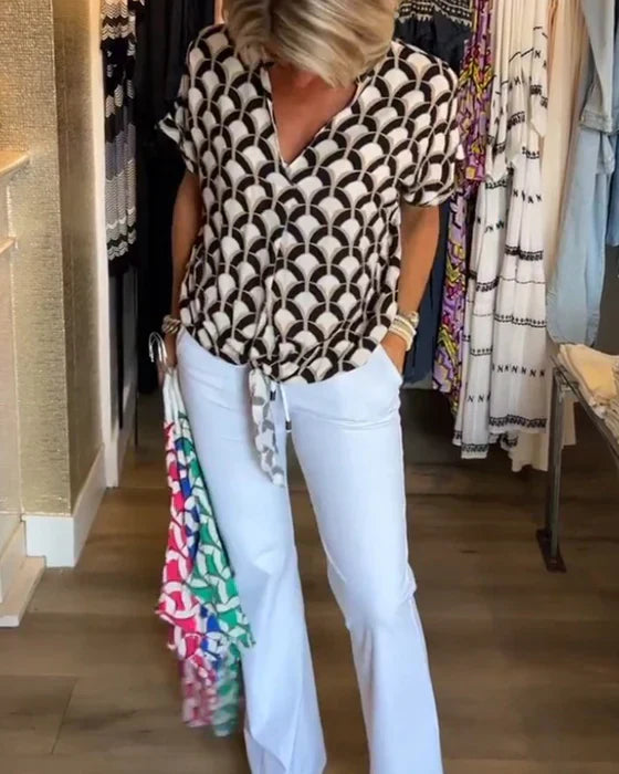 Bella™ - Casual V-Neck Print Top