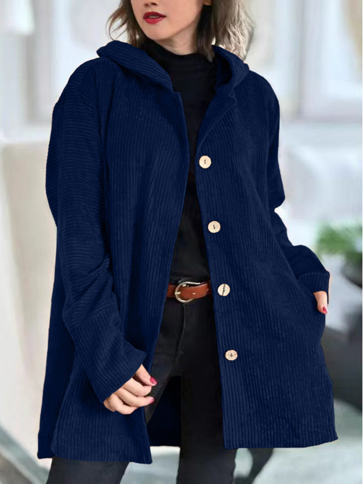 Women's hooded jacket with pockets and buttons
