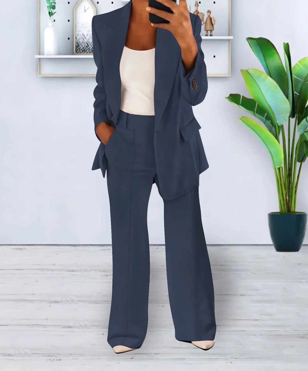 Vittoria - Casual women's suit
