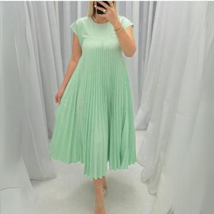 Alexa - Light and Fresh Pleated Dress