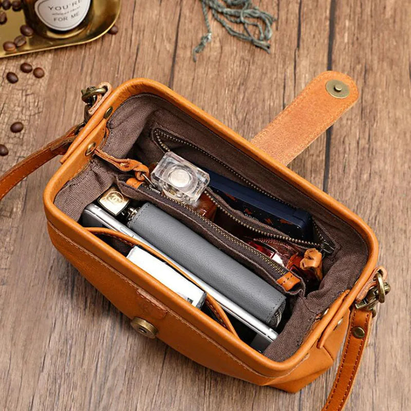 Aafke - Mini Crossbody Bag
